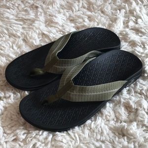 chaco marshall flip flops